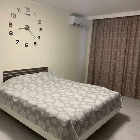 Apartments On Priportovaya,35 切尔卡瑟 外观 照片